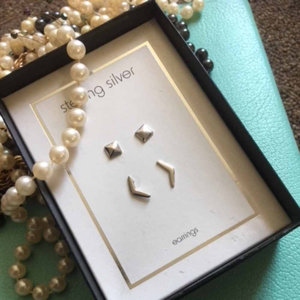 BUNDLE ONLY🆕Sterling Earrings Set